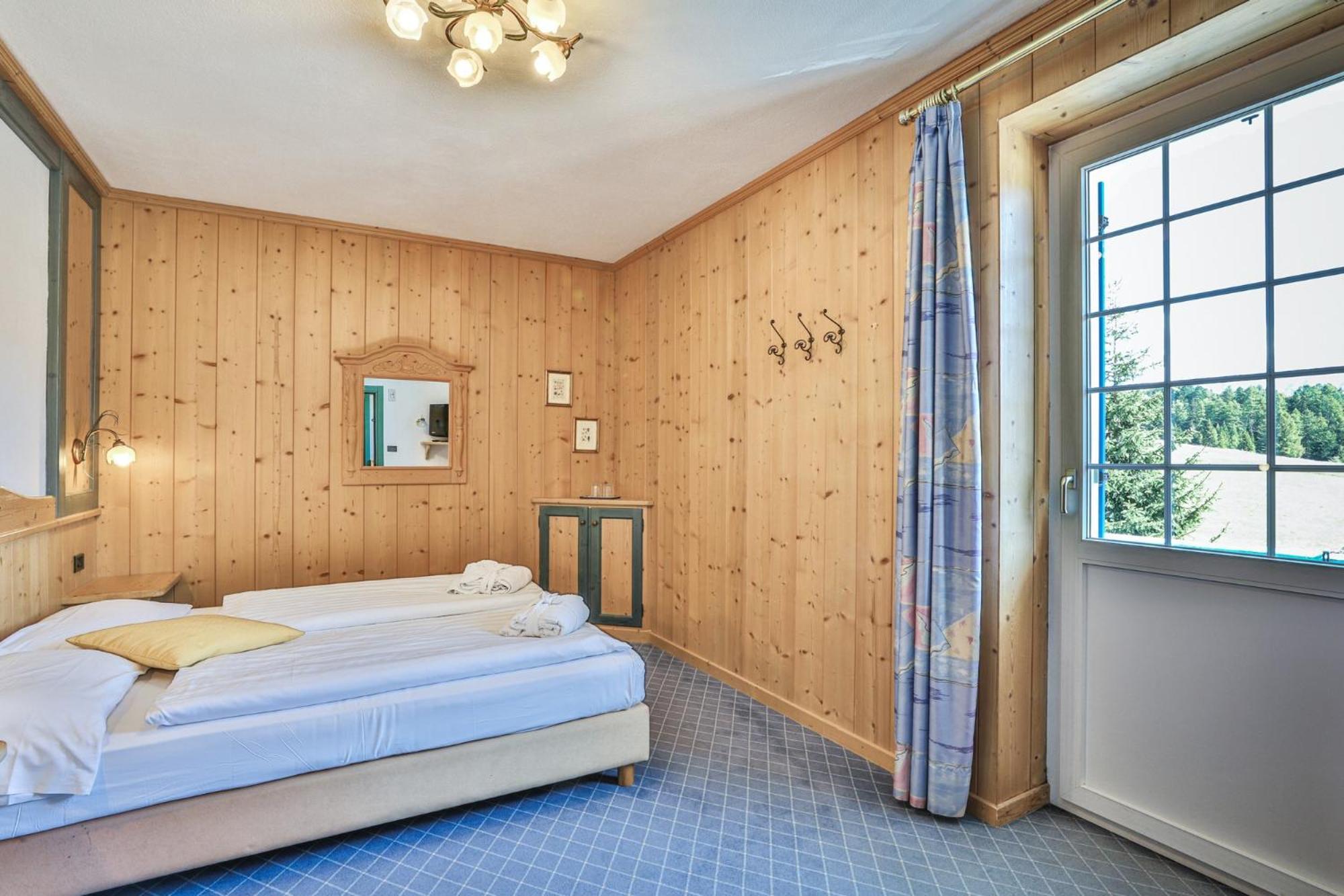 Mytime Hotels Savoy Виго-ди-Фасса Номер фото