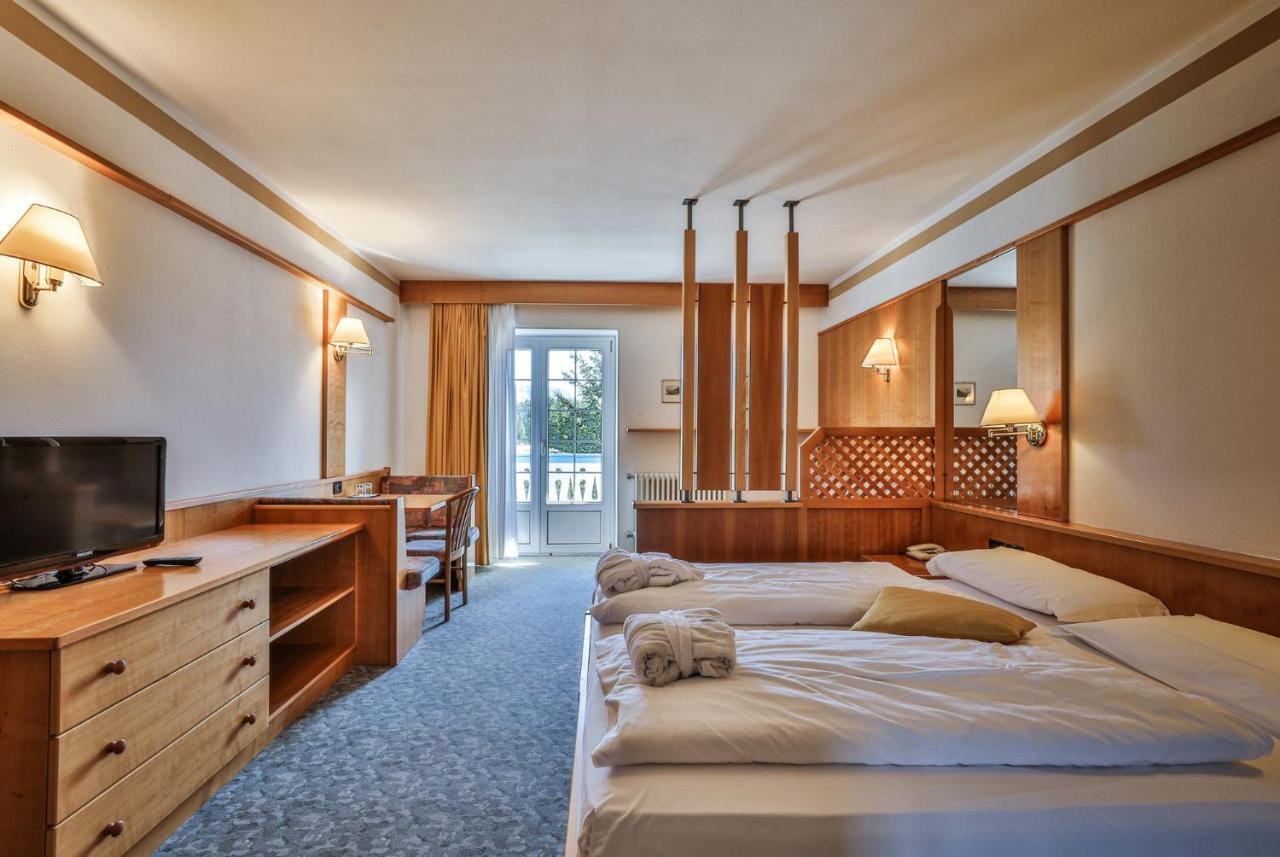 Mytime Hotels Savoy Виго-ди-Фасса Экстерьер фото